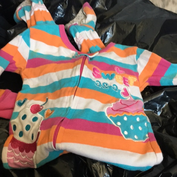 Babies r us footed one piece 18m - Picture 1 of 5